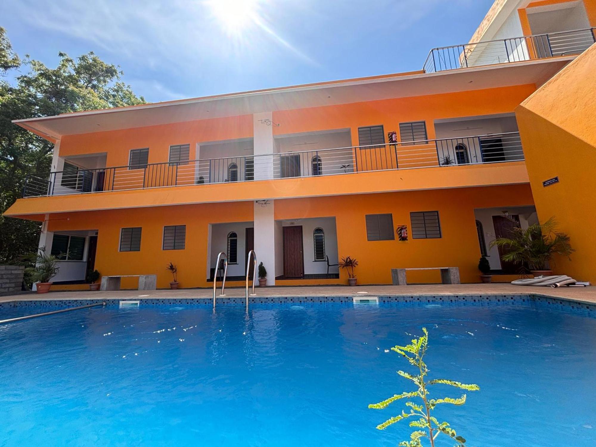 De' Capital Hotel Pondicherry Exterior photo