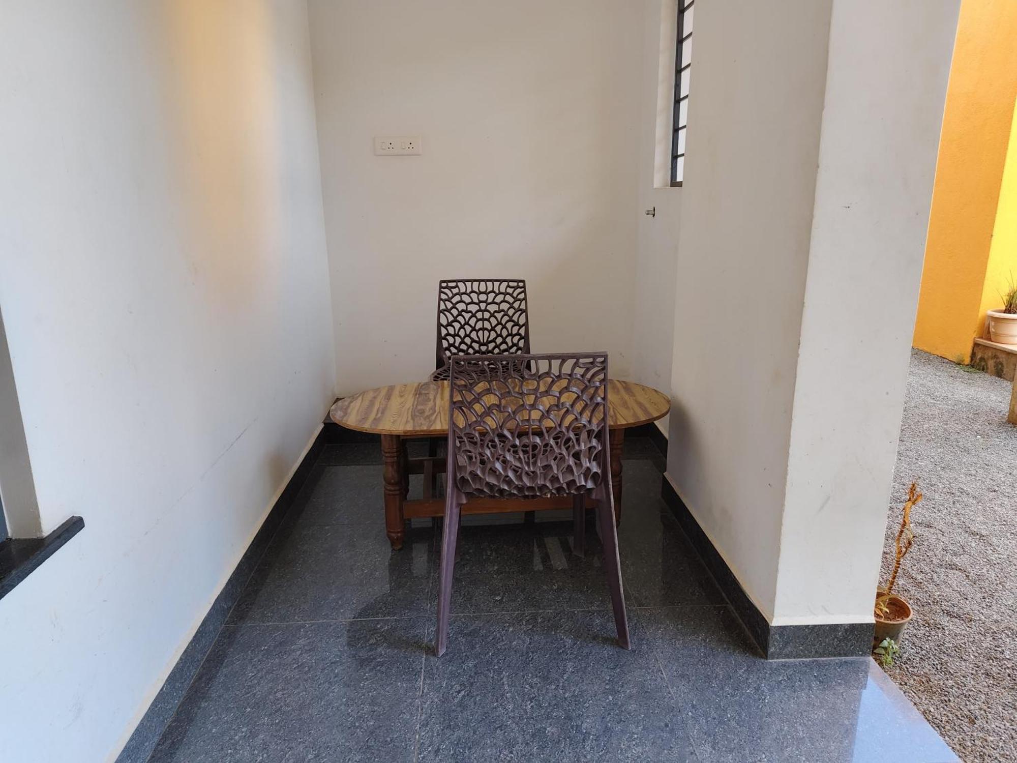 De' Capital Hotel Pondicherry Exterior photo