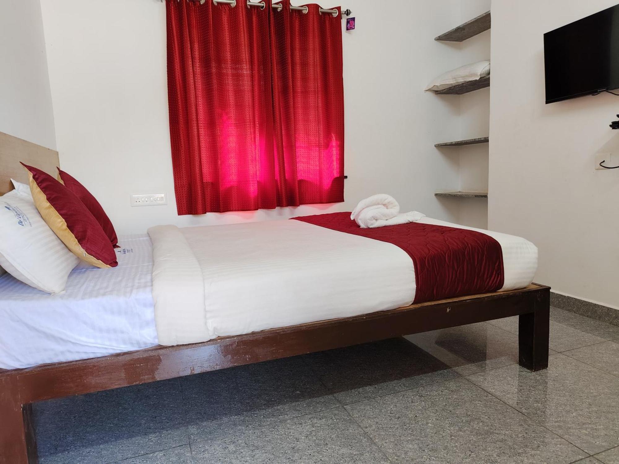 De' Capital Hotel Pondicherry Exterior photo